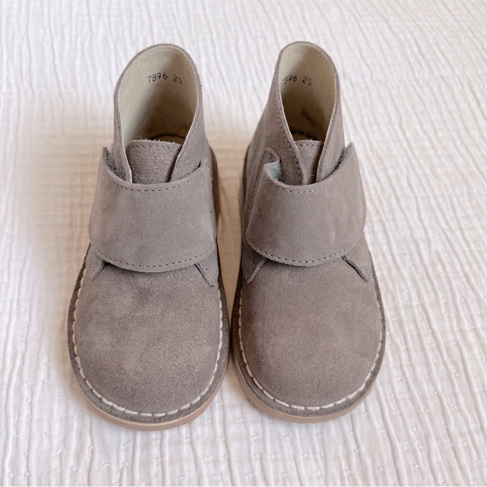 NEW Okaa Spain Gray Suede Boots, Size 25